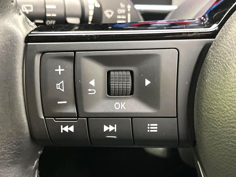 2021 Nissan Aura 6AA-FE13 (UW-6a7005dac501f)[16]