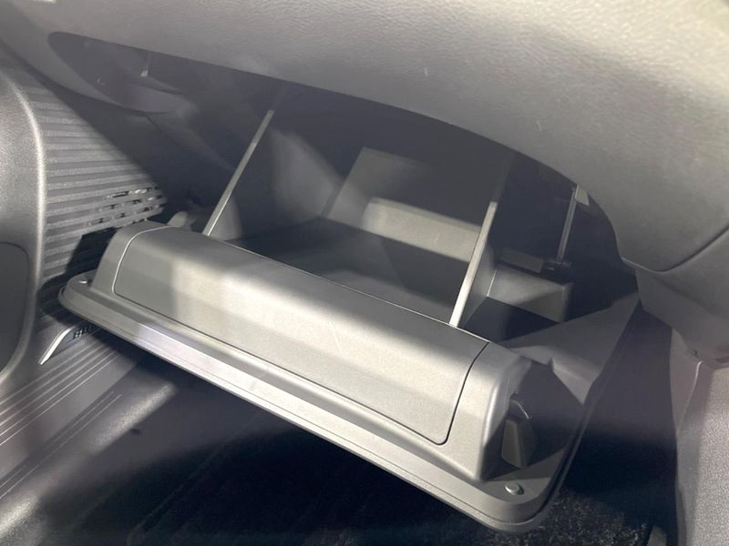 2021 Nissan Aura 6AA-FE13 (UW-6a7005dc1517a)[27]