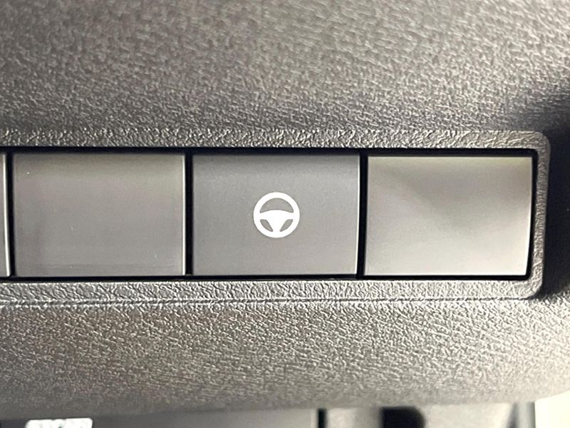 2021 Nissan Aura 6AA-FE13 (UW-6a7005dc1517a)[7]