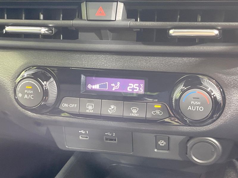 2021 Nissan Aura 6AA-FE13 (UW-6a7005dc1517a)[18]