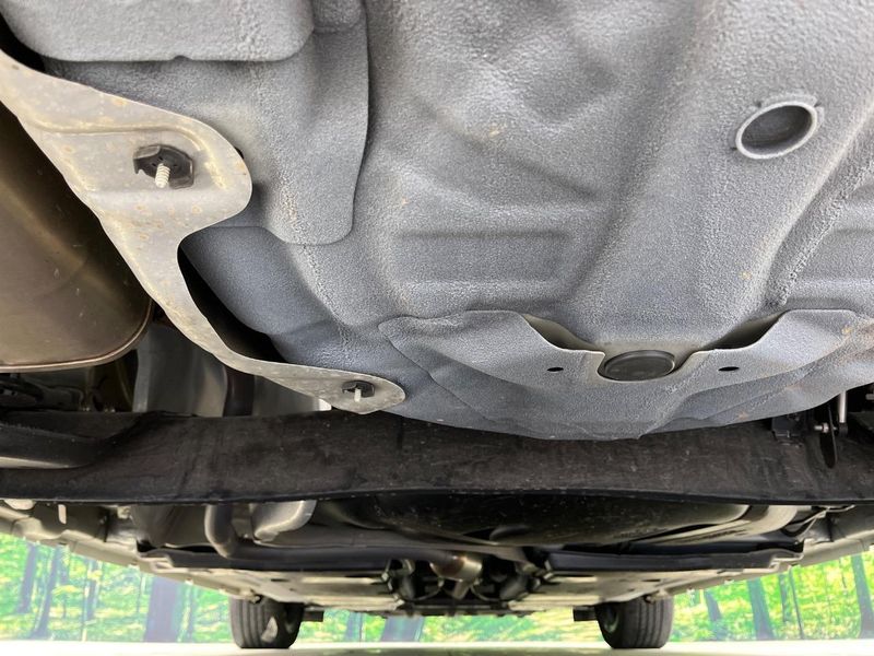 2022 Nissan Aura 6AA-FE13 (UW-6a7005dcd433d)[15]