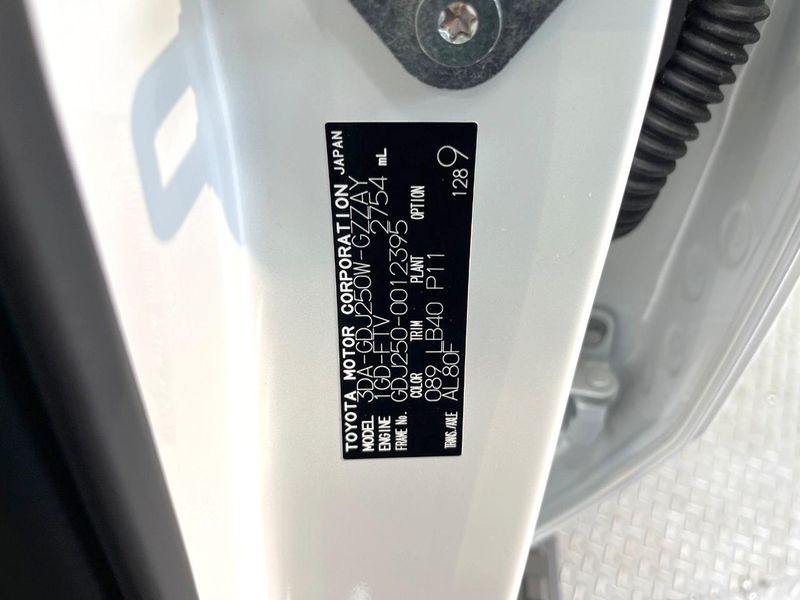 2025 Toyota Land Cruiser 250 3DA-GDJ250W (UW-6a7005f656ba2)[1]
