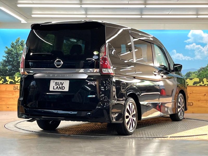 2018 Nissan Serena DAA-GFC27 (UW-6a7005ff0d0d0)[18]