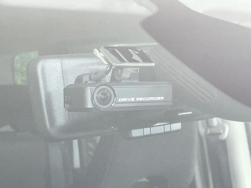 2017 Nissan Serena DAA-GFNC27 (UW-6a70060ab3716)[13]