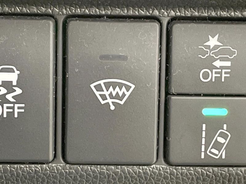 2018 Honda Fit DBA-GK4 (UW-6a70060e4f3fc)[22]