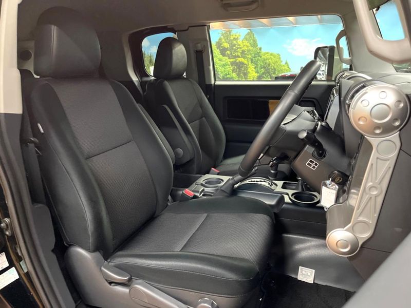 2012 Toyota FJ CRUISER CBA-GSJ15W (UW-6a7006213f3e2)[15]