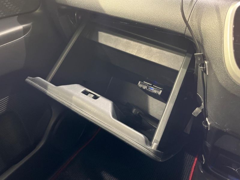 2014 Honda N-BOX CUSTOM DBA-JF1 (UW-6a70066e35de2)[26]