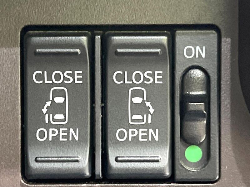2017 Daihatsu Toll DBA-M900S (UW-6a70074a3a960)[27]