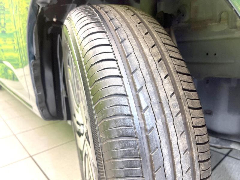 2017 Daihatsu Toll DBA-M900S (UW-6a70074a64b73)[7]