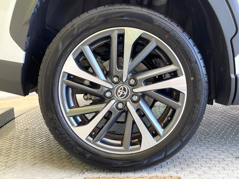2023 Toyota Corolla Cross 4BA-MXGA10 (UW-6a7007be0153f)[17]