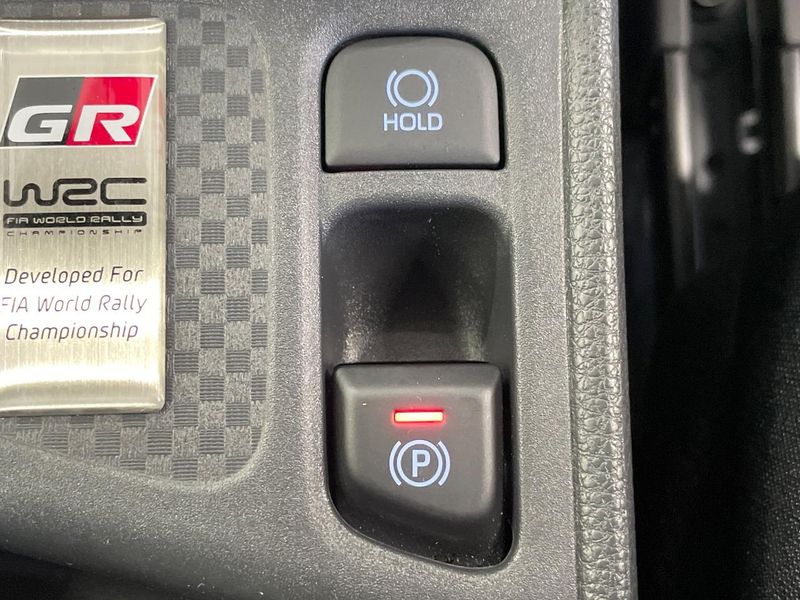 2021 Toyota GR YARIS 5BA-MXPA12 (UW-6a7007c0d0860)[24]