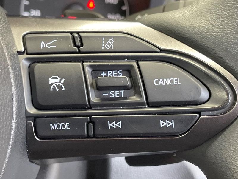 2021 Toyota GR YARIS 5BA-MXPA12 (UW-6a7007c0d0860)[11]