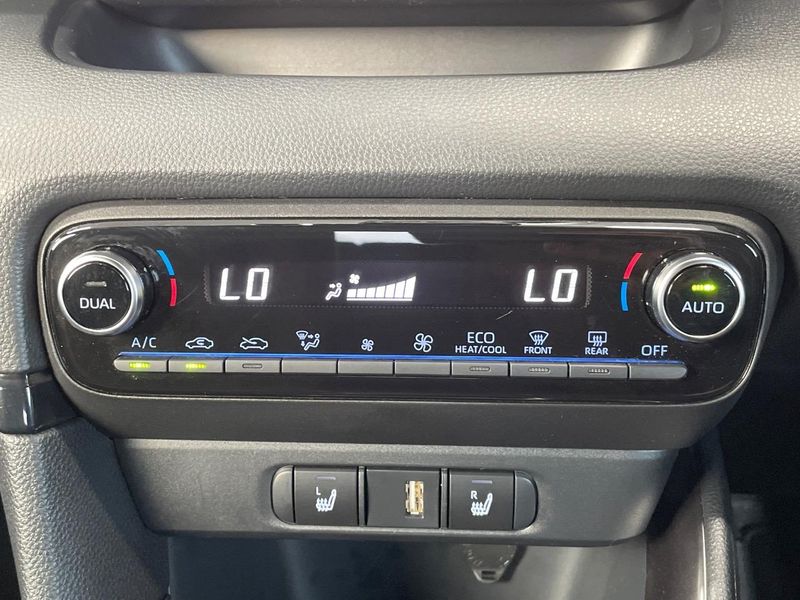 2021 Toyota GR YARIS 5BA-MXPA12 (UW-6a7007c0d0860)[8]