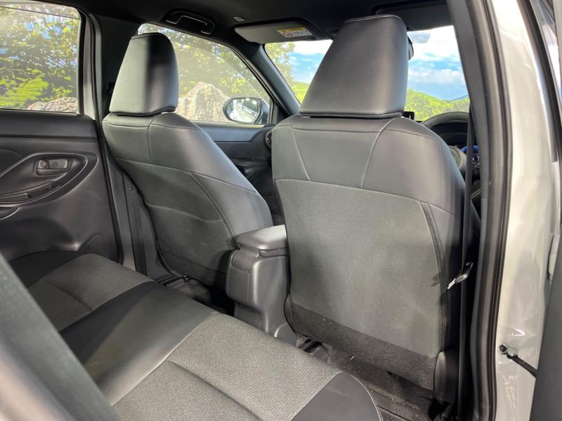 2025 Toyota Yaris Cross 6AA-MXPJ10 (UW-6a7007d04549f)[27]
