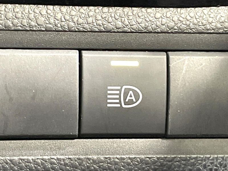 2024 Toyota Aqua 6AA-MXPK11 (UW-6a7007d5bebcd)[14]