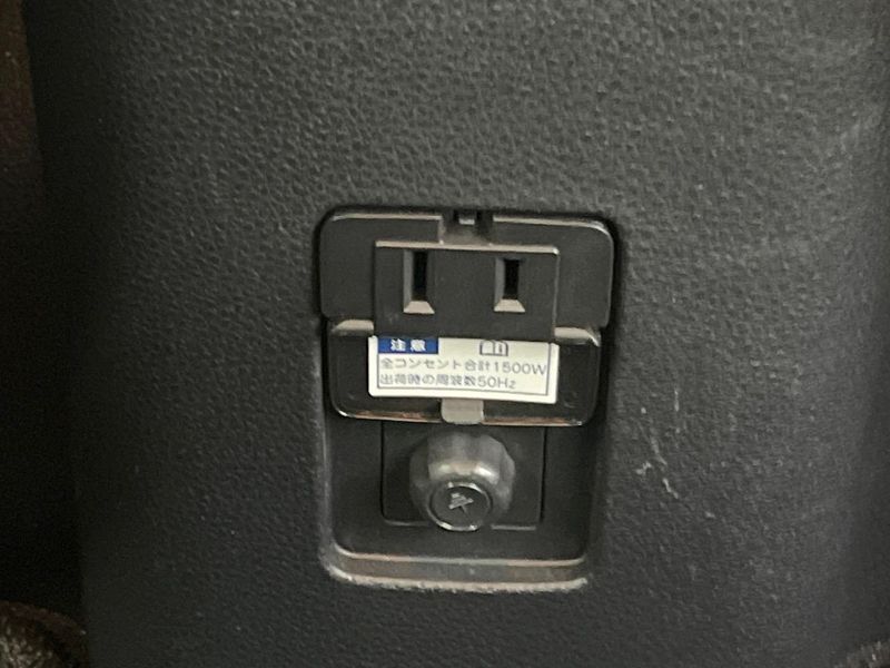 2024 Toyota Aqua 6AA-MXPK11 (UW-6a7007d61de74)[22]