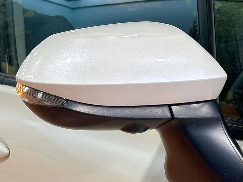 2022 Toyota Sienta 6AA-MXPL10G (UW-6a7007d93d97c)[22]