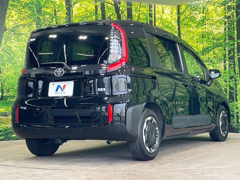 2023 Toyota Sienta 6AA-MXPL10G (UW-6a7007dcb4b33)[17]