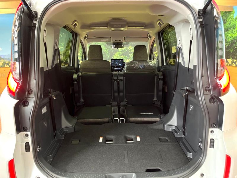 2026 Toyota Sienta 6AA-MXPL10G (UW-6a7007dfb92f6)[11]