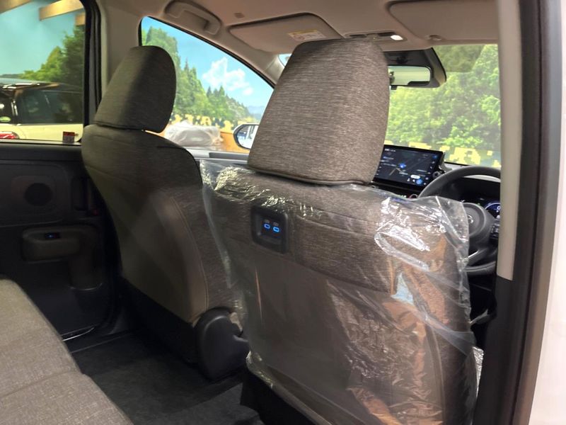 2026 Toyota Sienta 6AA-MXPL10G (UW-6a7007dfb92f6)[19]