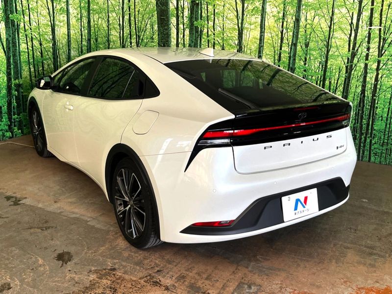 2025 Toyota Prius 6AA-MXWH60 (UW-6a7007f571a06)[27]