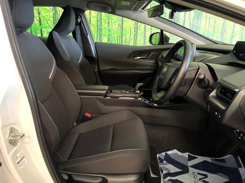 2025 Toyota Prius 6AA-MXWH60 (UW-6a7007f571a06)[18]