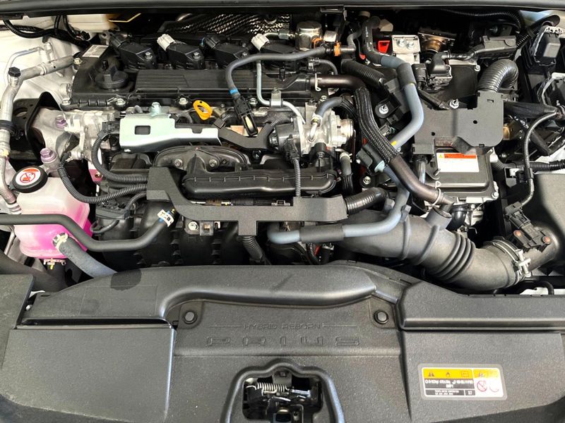 2025 Toyota Prius 6AA-MXWH60 (UW-6a7007f571a06)[9]