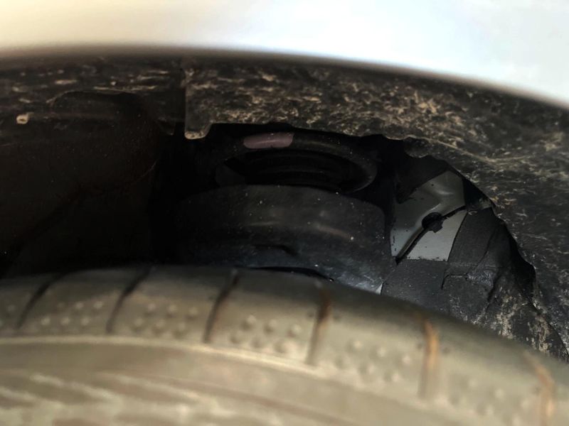 2025 Toyota Prius 6AA-MXWH60 (UW-6a7007f571a06)[6]