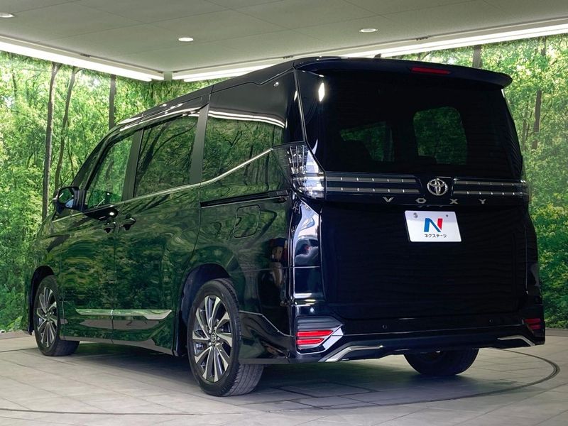 2023 Toyota Voxy 6BA-MZRA90W (UW-6a7007fe0f365)[21]