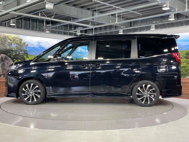 2023 Toyota Noah 6BA-MZRA90W (UW-6a70080008853)[12]