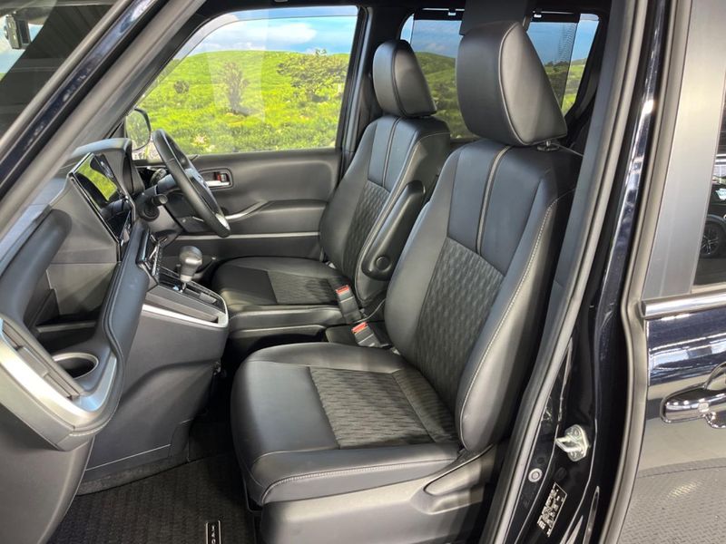 2023 Toyota Noah 6BA-MZRA90W (UW-6a70080008853)[27]