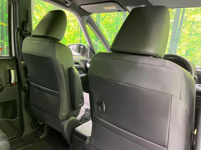 2024 Toyota Voxy 6BA-MZRA90W (UW-6a700802e8a6b)[25]