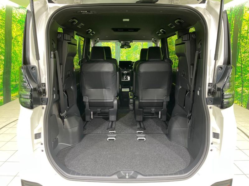 2024 Toyota Voxy 6BA-MZRA90W (UW-6a700802e8a6b)[19]