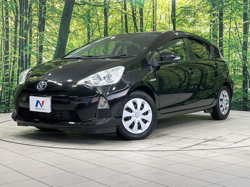 2013 Toyota Aqua DAA-NHP10 (UW-6a70080b5b0e2)[0]