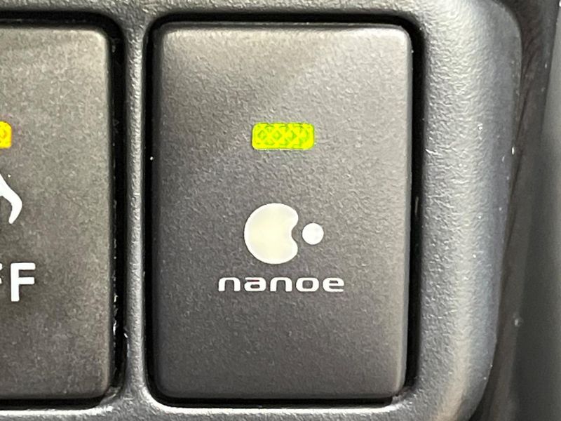 2014 Toyota Aqua DAA-NHP10 (UW-6a70080bde0be)[20]