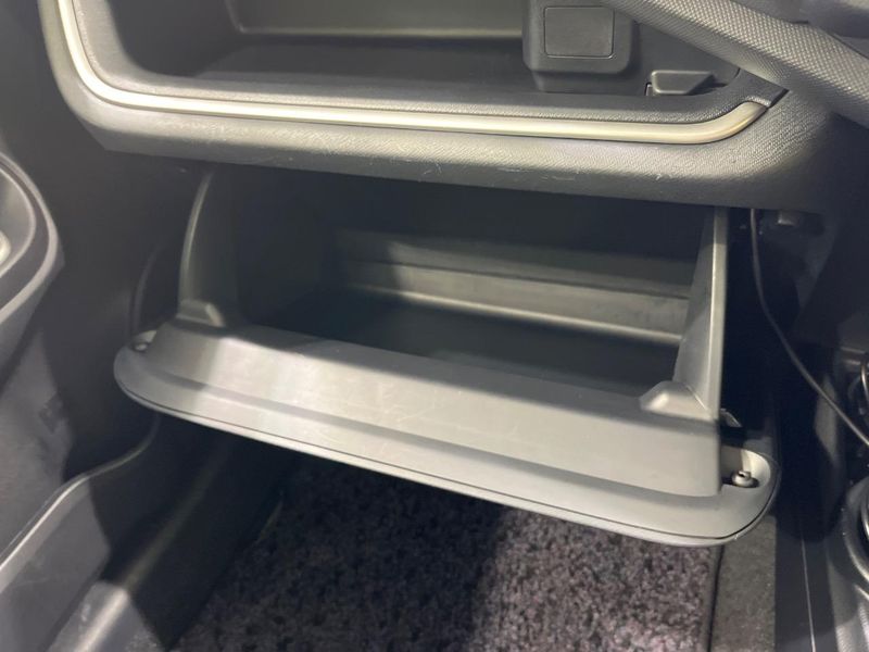 2014 Toyota Aqua DAA-NHP10 (UW-6a70080bde0be)[6]