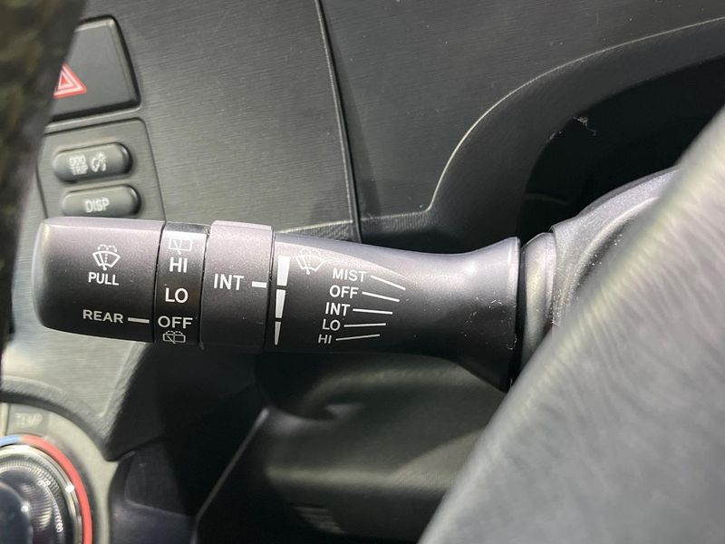 2014 Toyota Aqua DAA-NHP10 (UW-6a70080bde0be)[14]