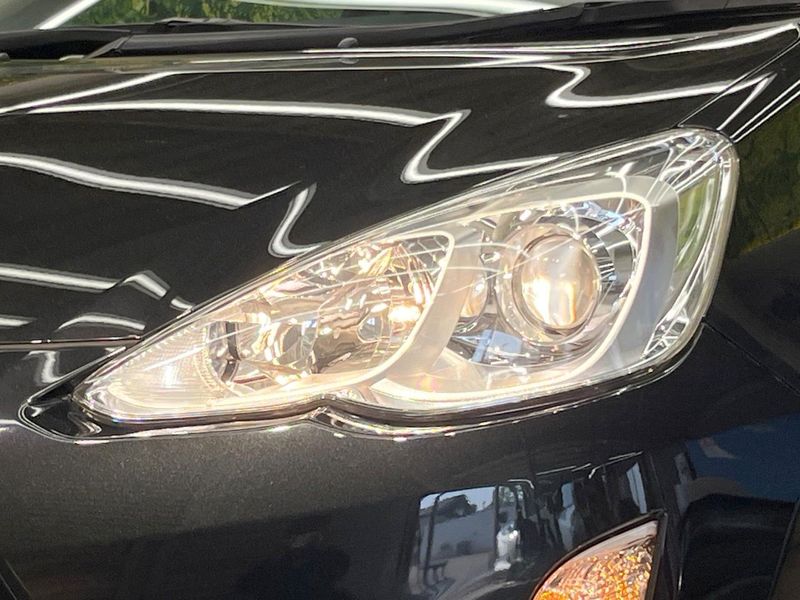 2016 Toyota Aqua DAA-NHP10 (UW-6a70081502e2c)[7]