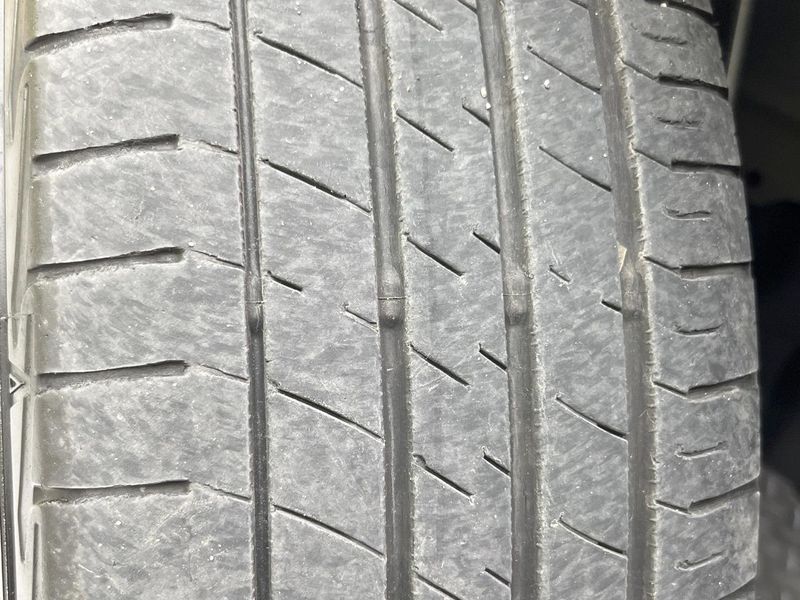 2016 Toyota Aqua DAA-NHP10 (UW-6a70081502e2c)[13]