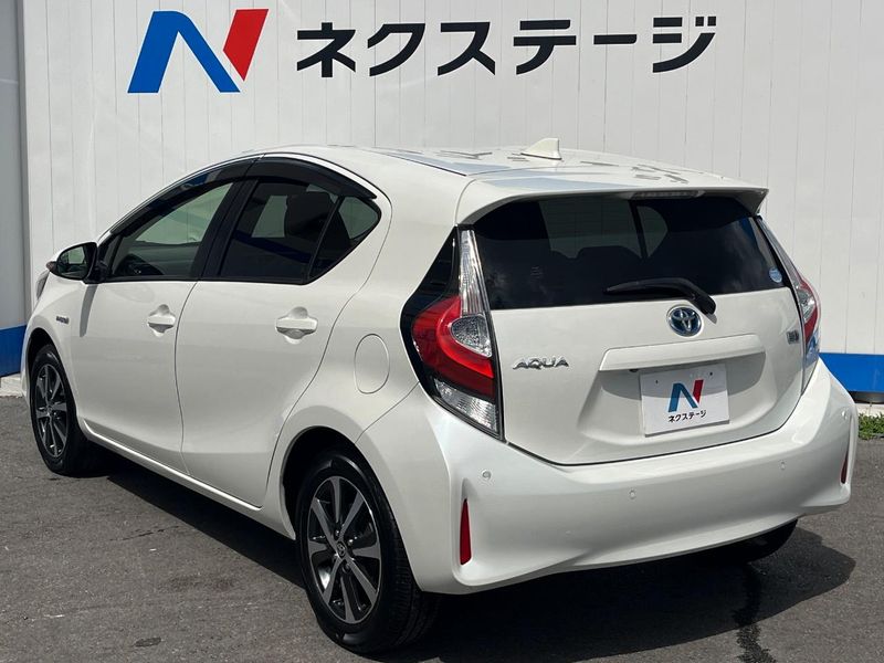 2018 Toyota Aqua DAA-NHP10 (UW-6a70081826971)[21]