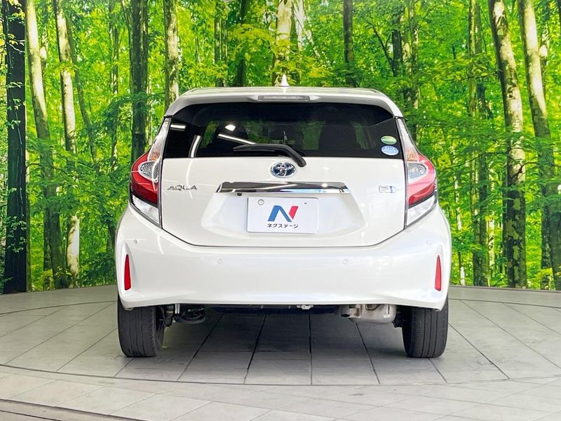 2019 Toyota Aqua DAA-NHP10 (UW-6a7008198dc55)[7]