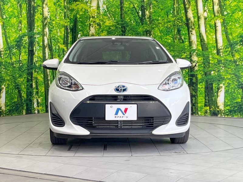 2019 Toyota Aqua DAA-NHP10 (UW-6a7008198dc55)[11]