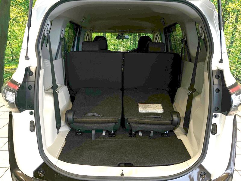 2017 Toyota Sienta DBA-NSP170G (UW-6a700823c2c8f)[23]