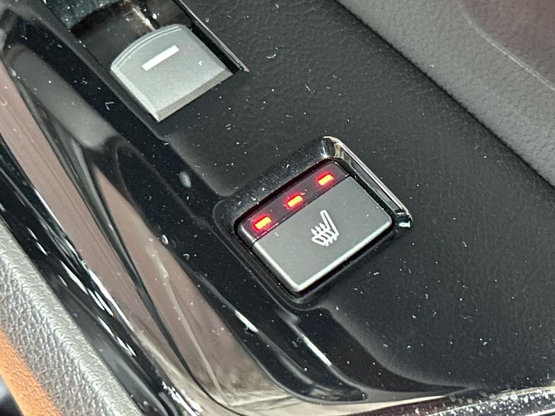 2020 Honda CR-V Hybrid 6AA-RT5 (UW-6a70083eb5b1a)[25]