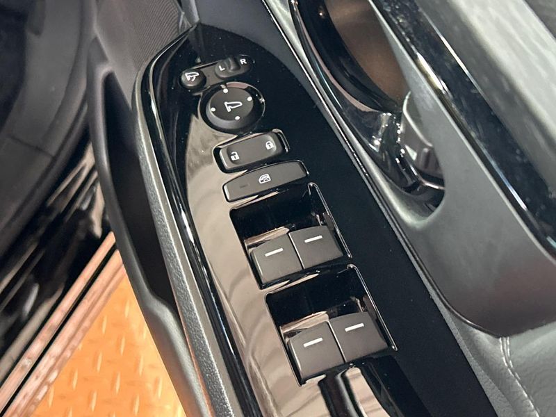 2020 Honda CR-V Hybrid 6AA-RT5 (UW-6a70083eb5b1a)[4]
