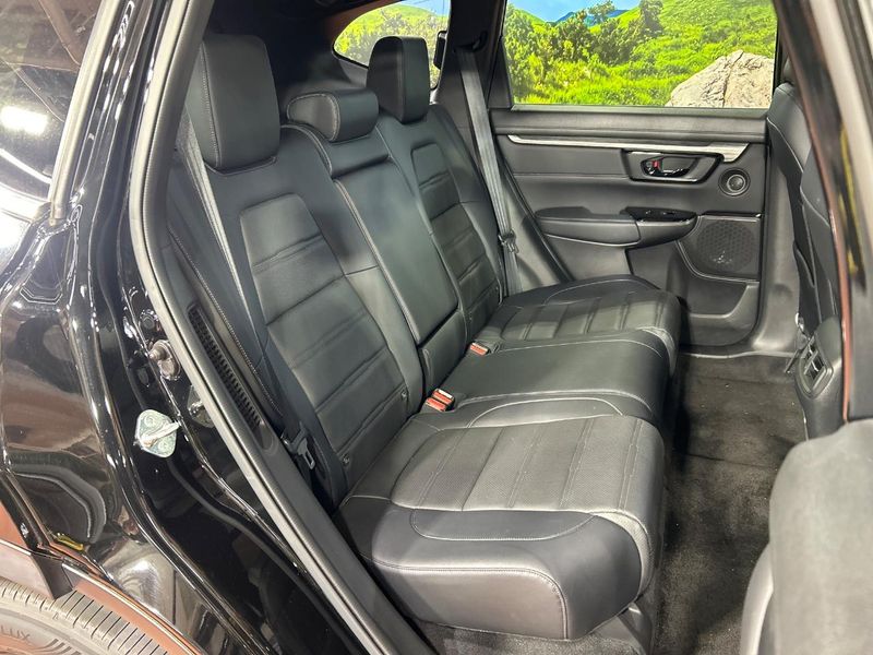 2020 Honda CR-V Hybrid 6AA-RT5 (UW-6a70083eb5b1a)[24]