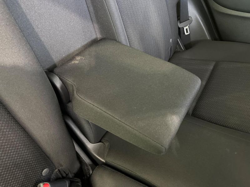 2014 Honda Vezel DAA-RU3 (UW-6a70083f5f8fc)[19]