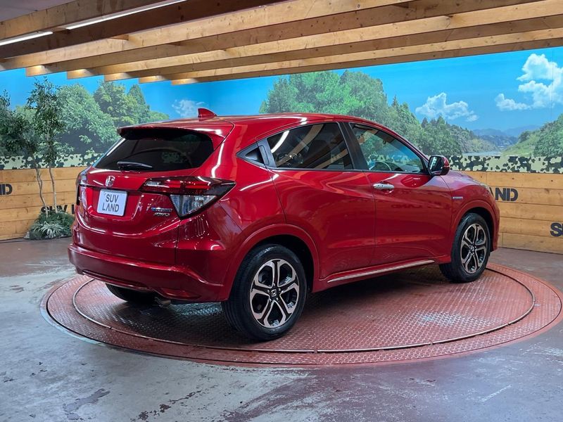 2016 Honda Vezel DAA-RU4 (UW-6a70084499733)[6]
