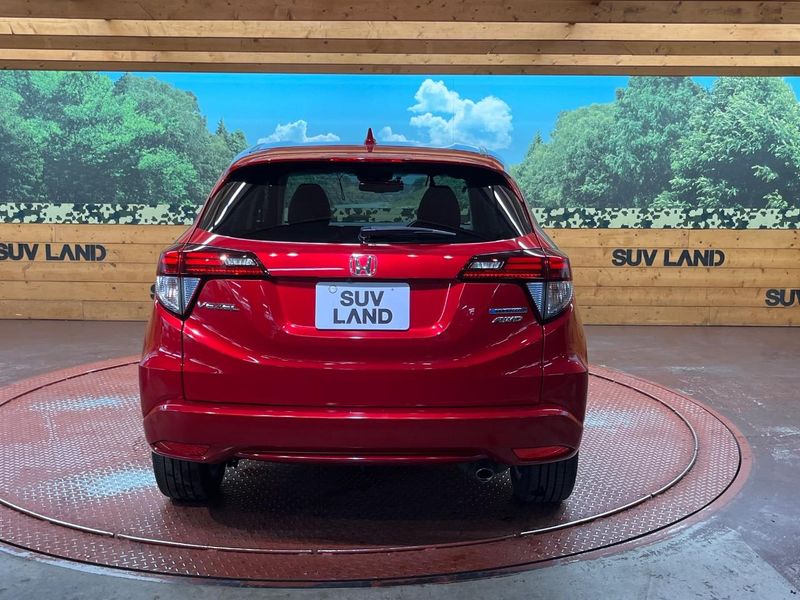 2016 Honda Vezel DAA-RU4 (UW-6a70084499733)[5]