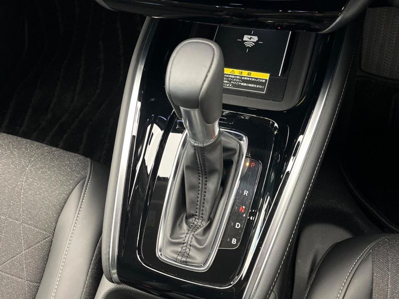 2025 Honda Vezel 6AA-RV5 (UW-6a7008509b78b)[28]